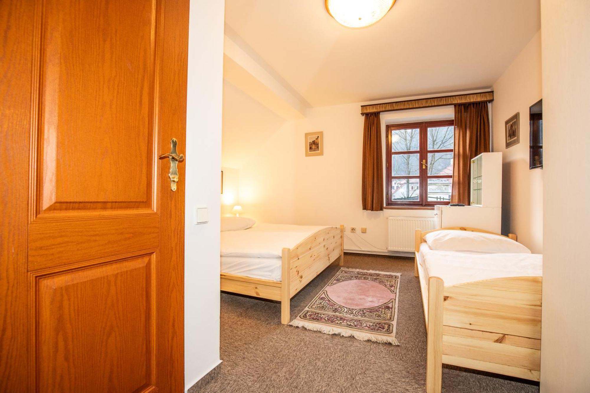 Resort U Jelena Křivoklát Ruang foto
