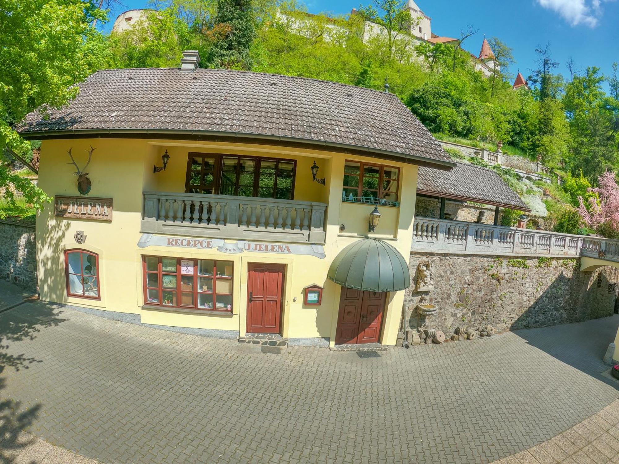 Resort U Jelena Křivoklát Bagian luar foto